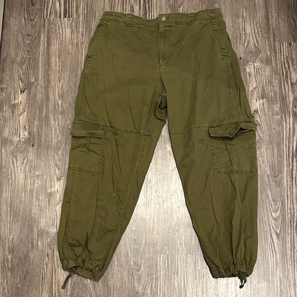 Old Navy Women’s Green Cargo Pants XL Tall